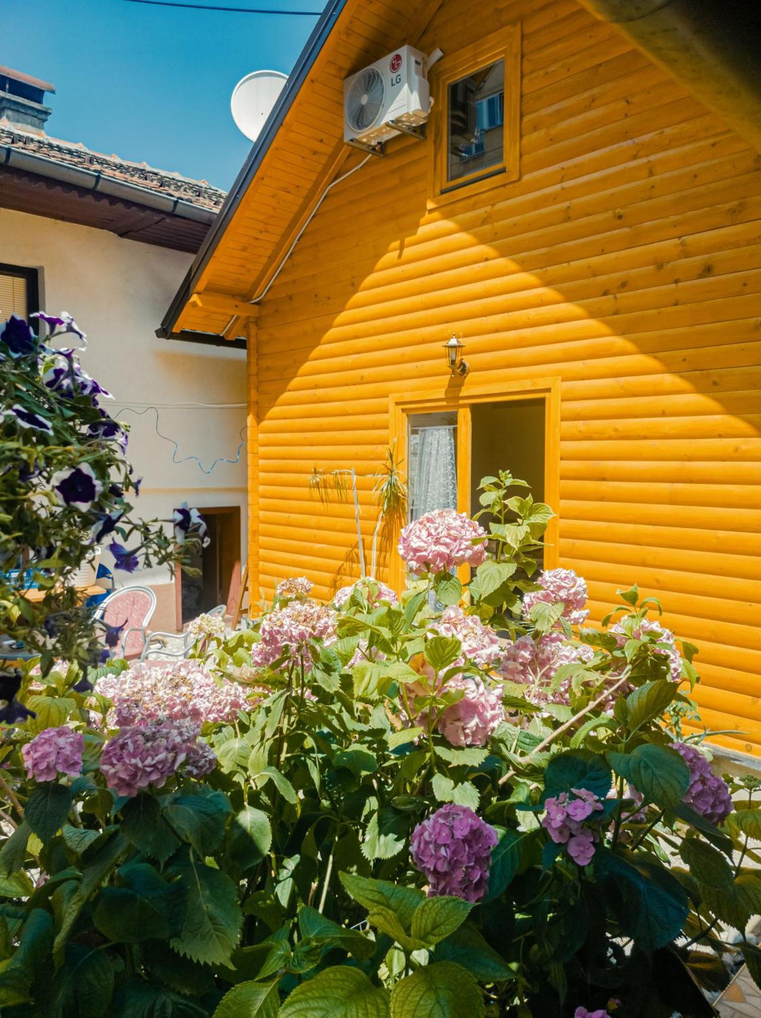Guest House Nizama'S Place Sarajevo Eksteriør bilde